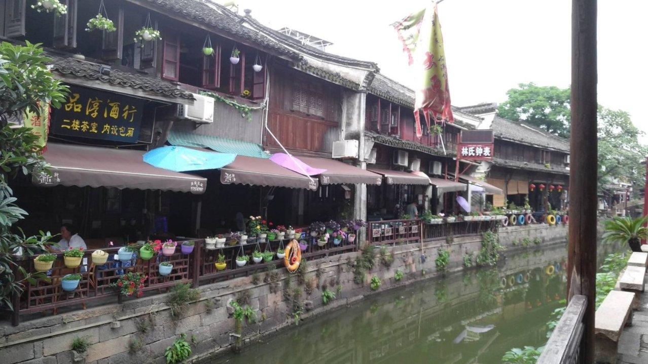 “含龙量”飙升!江苏多地龙年手工艺品出炉,年味儿满满