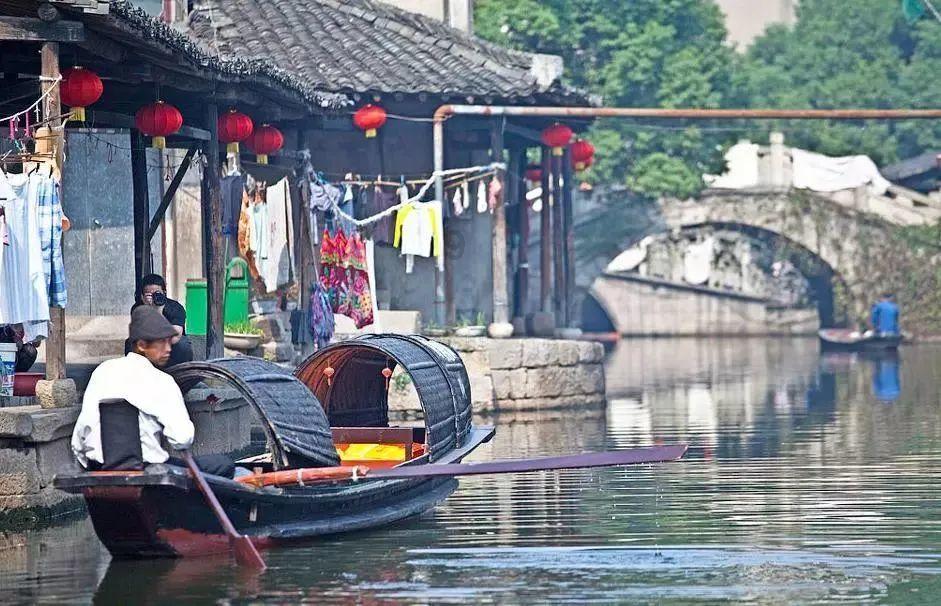 安阳“千万富婆”犯下雇凶杀人焚尸案,被捕后交代:他是我情夫